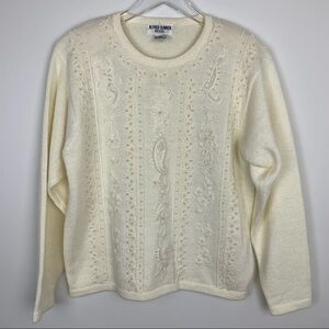 Vintage Ivory Cream Embroidered Pearl Crew Neck Pullover Sweater Petite Small